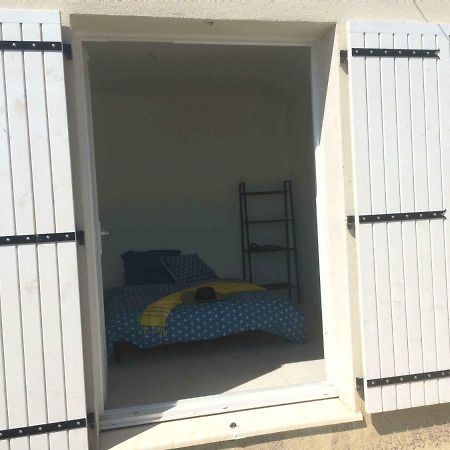 En Camargue Apartment ซาแลง-เดอ-ชิโรด์ ภายนอก รูปภาพ