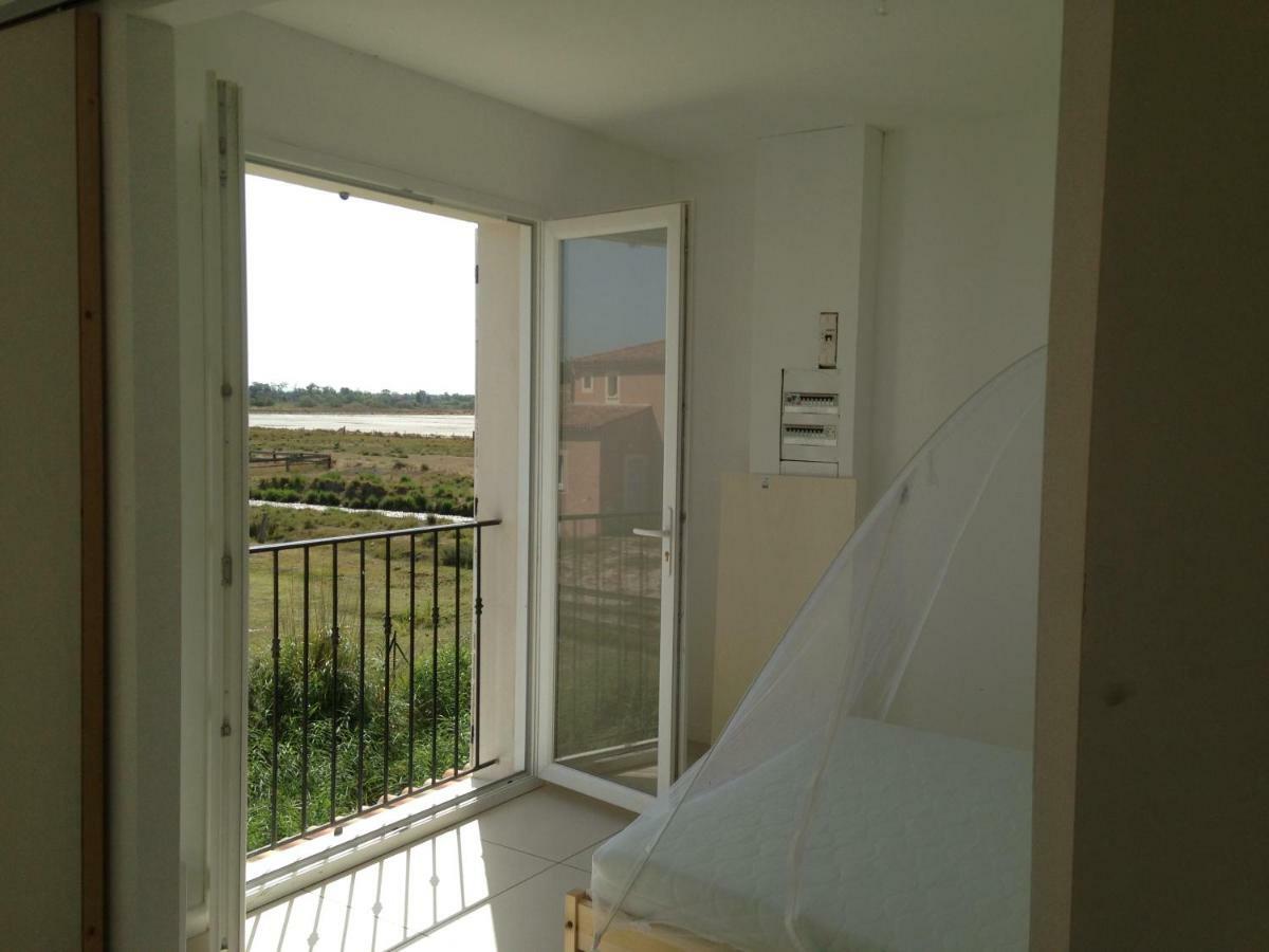 En Camargue Apartment ซาแลง-เดอ-ชิโรด์ ภายนอก รูปภาพ